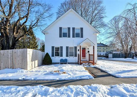 <strong>131 E Main St, Webster, MA 01570</strong> is currently not for sale. . Zillow webster ma